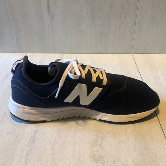 New Balance 247 Navy White Running Athletic Shoes Sneakers Men\'s 8.5D Walking main image 9